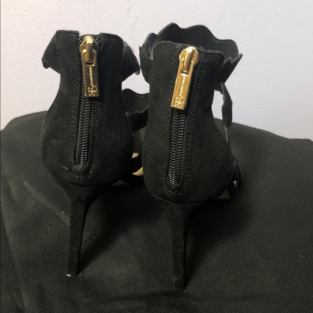 Jessica Simpson Black Scalloped Strap Stiletto Heels - Picture 5 of 5